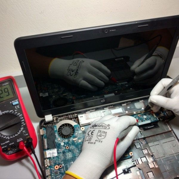 Reparación de placa para Laptop